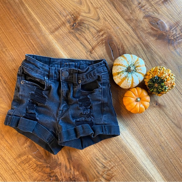 Aeropostale High Rise Midi Black Jean Shorts Distressed Cuffed Hem Size … - Picture 3 of 6